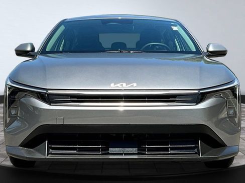 Used 2025 Kia K4 FWD image 2