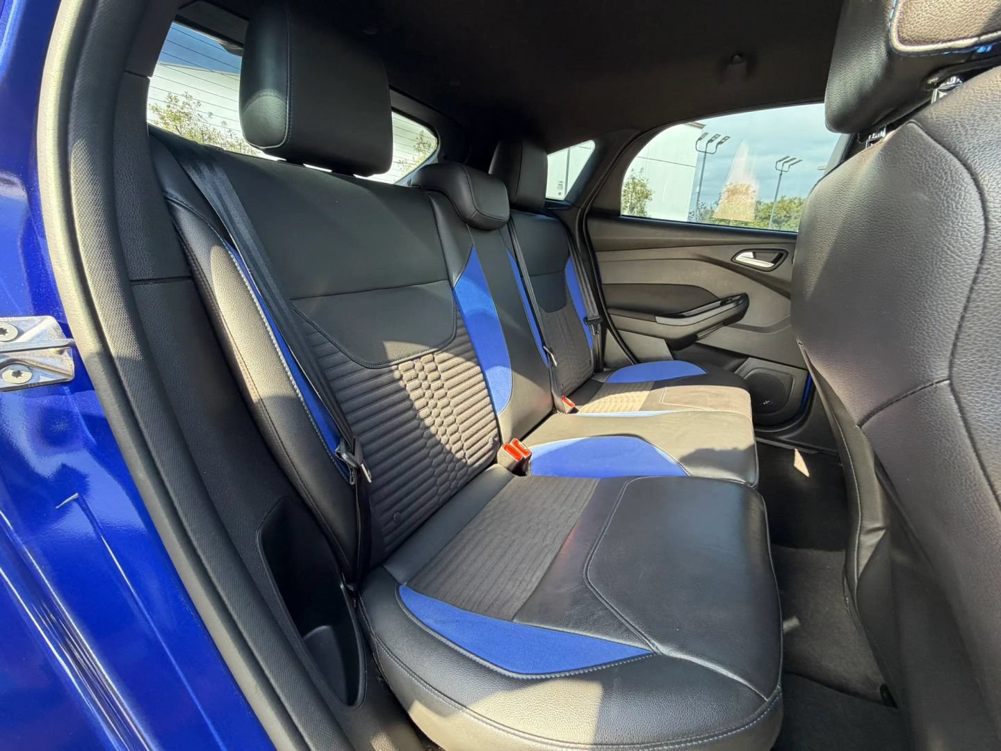 Used 2015 Ford Focus ST w/ Equipment Group 401A FWD image 35