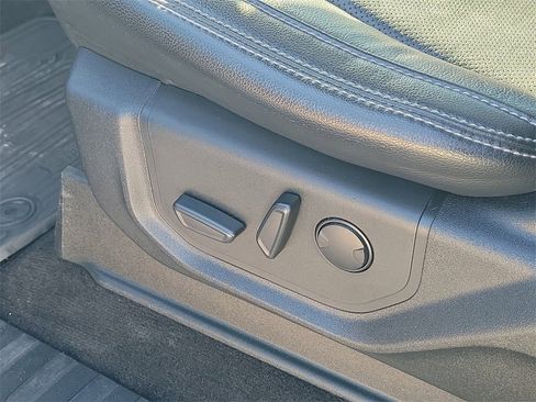 Used 2019 Ford F150 Lariat w/ Equipment Group 502A Luxury image 21