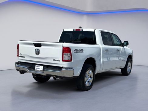 Used 2023 RAM 1500 Big Horn AWD/4WD image 3