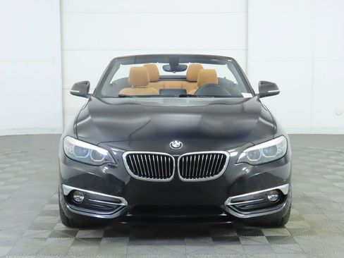 Used 2018 BMW 230i Convertible image 2