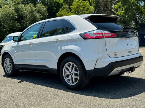 Certified 2023 Ford Edge SEL w/ Convenience Package AWD/4WD image 5
