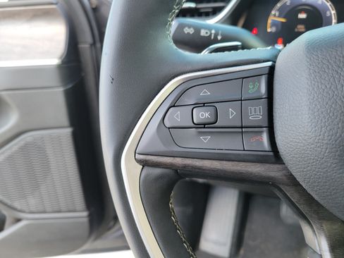 Certified 2024 Jeep Grand Cherokee L Limited RWD image 25