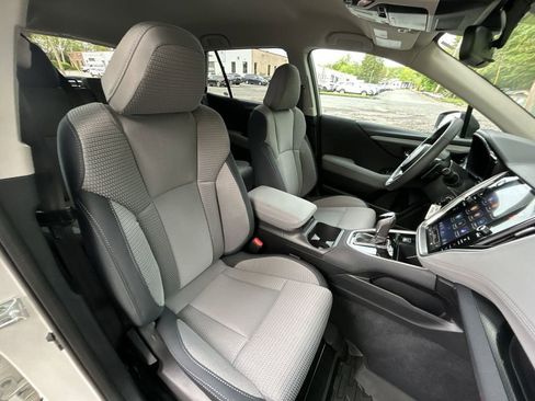 Certified 2025 Subaru Outback Premium AWD/4WD image 24