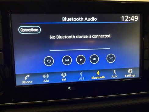 Used 2025 Nissan Kicks Play S image 16