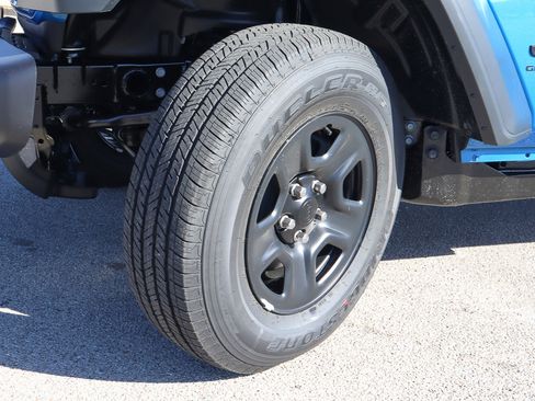 New 2026 Jeep Gladiator Sport image 11