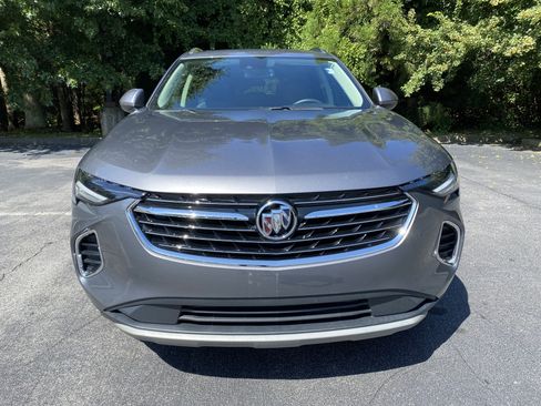 Used 2021 Buick Envision Essence FWD image 3