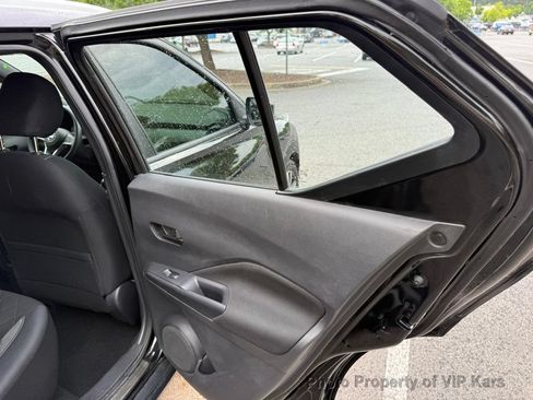 Used 2020 Nissan Kicks SV FWD image 10