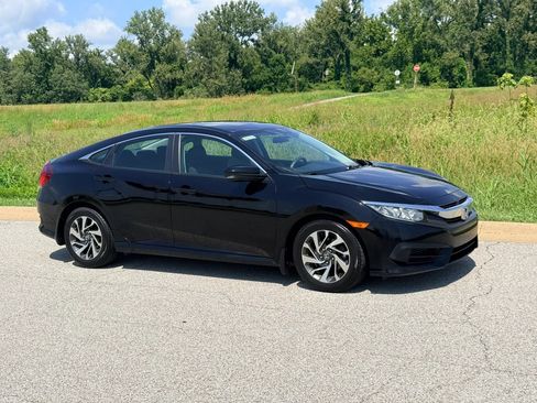 Used 2016 Honda Civic EX image 36
