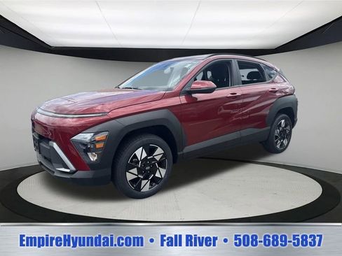 Used 2024 Hyundai Kona SEL AWD/4WD image 1