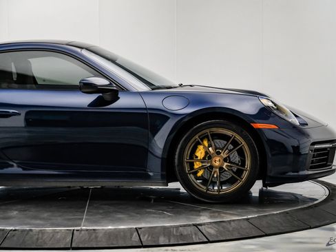 Used 2020 Porsche 911 Carrera RWD image 21