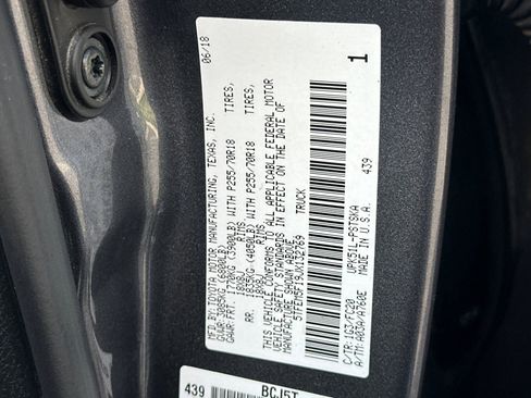 Used 2018 Toyota Tundra SR5 w/ SR5 Upgrade Package image 21