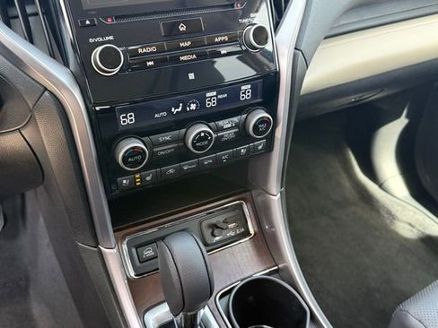 Used 2022 Subaru Ascent Touring image 21