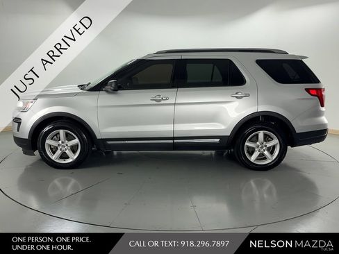 Used 2019 Ford Explorer XLT FWD image 9