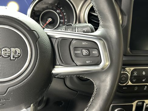 Used 2018 Jeep Wrangler Unlimited Rubicon AWD/4WD image 20