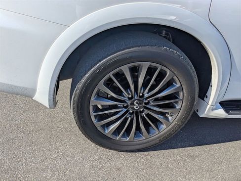 Used 2023 INFINITI QX80 Sensory w/ Cargo Package image 11