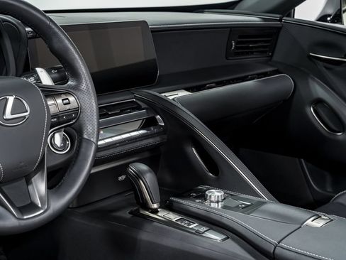 Used 2024 Lexus LC 500 Convertible w/ Touring Package RWD image 19