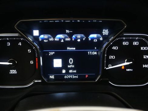 Used 2021 GMC Yukon XL SLT w/ SLT Premium Package image 48