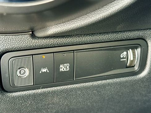 New 2026 Chevrolet Equinox EV LT image 11