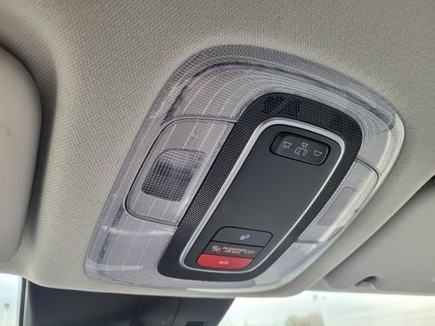 Used 2025 Hyundai Kona SEL image 25