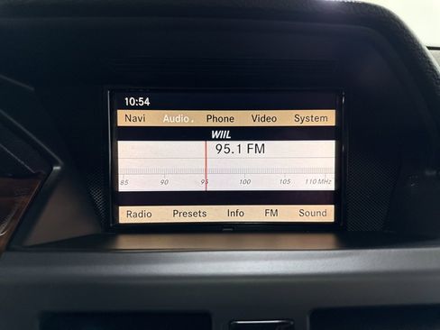 Used 2012 Mercedes-Benz GLK 350 4MATIC image 19