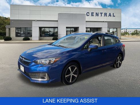 Used 2022 Subaru Impreza Premium image 3