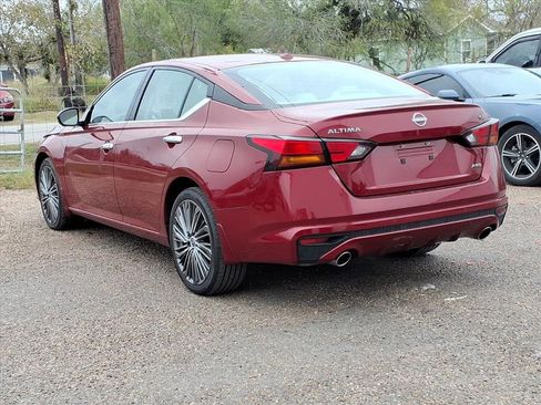 Used 2024 Nissan Altima 2.5 SL image 3