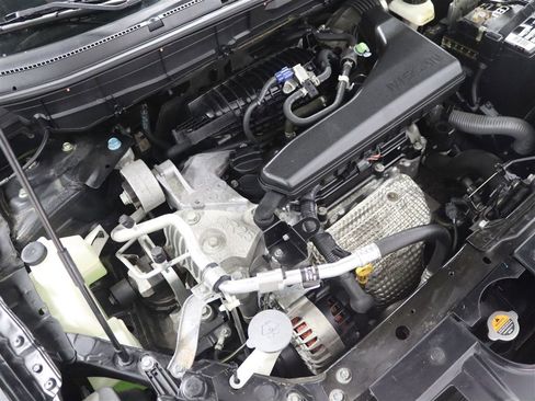 Used 2017 Nissan Rogue SL w/ SL Premium Package image 40