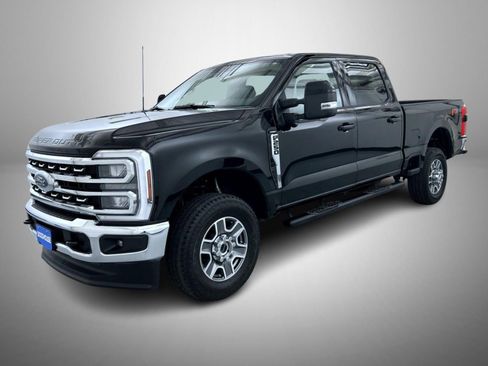 Used 2025 Ford F250 Lariat w/ FX4 Off-Road Package AWD/4WD image 1