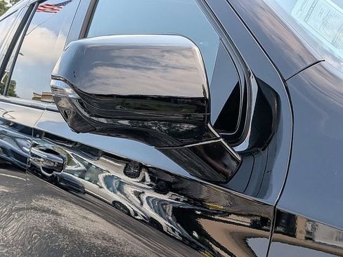 Certified 2023 Cadillac Escalade V w/ Heavy-Duty Trailer Package AWD/4WD image 10