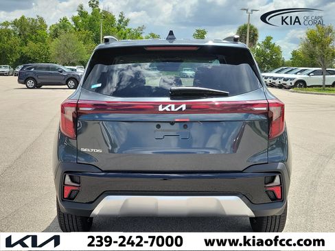 New 2026 Kia Seltos S FWD image 5