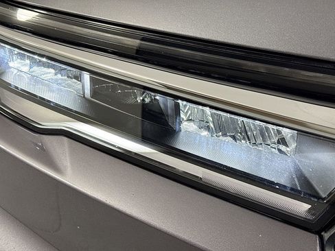 Used 2025 Honda Pilot EX-L image 42