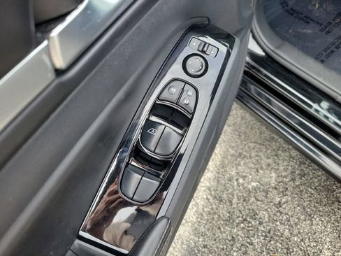 Used 2023 Nissan Altima 2.5 SV FWD image 22
