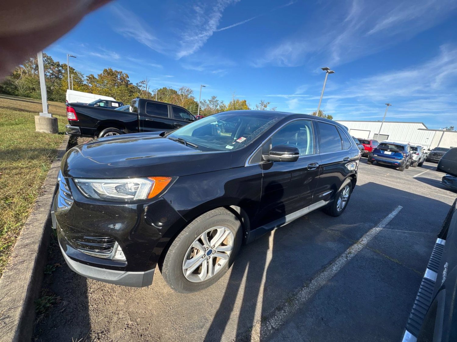 Used 2020 Ford Edge SEL w/ Convenience Package AWD/4WD image 10