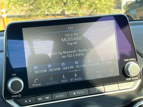 Used 2024 Nissan Sentra SV image 21