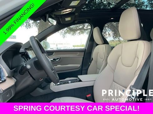 New 2026 Volvo XC90 B6 Plus w/ Protection Package Premier AWD/4WD image 27