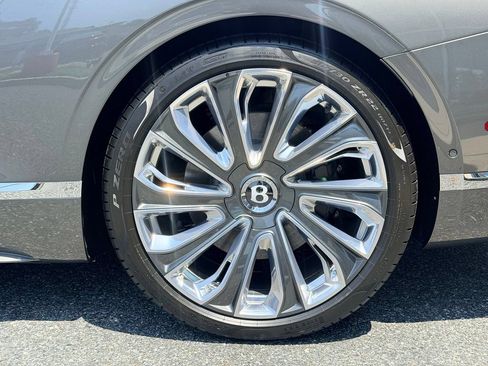 Used 2026 Bentley Continental GT Mulliner AWD/4WD image 21