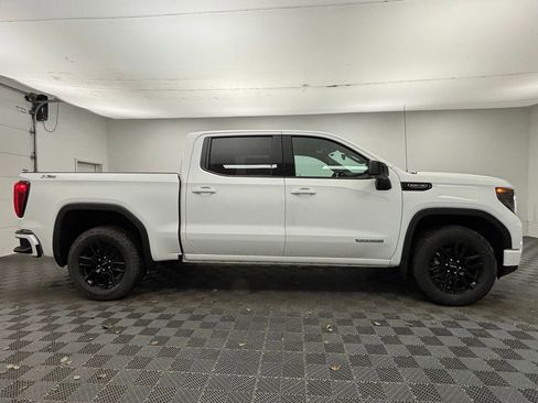 New 2026 GMC Sierra 1500 Elevation image 5
