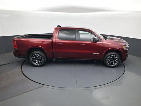 Used 2025 RAM 1500 Laramie AWD/4WD image 16