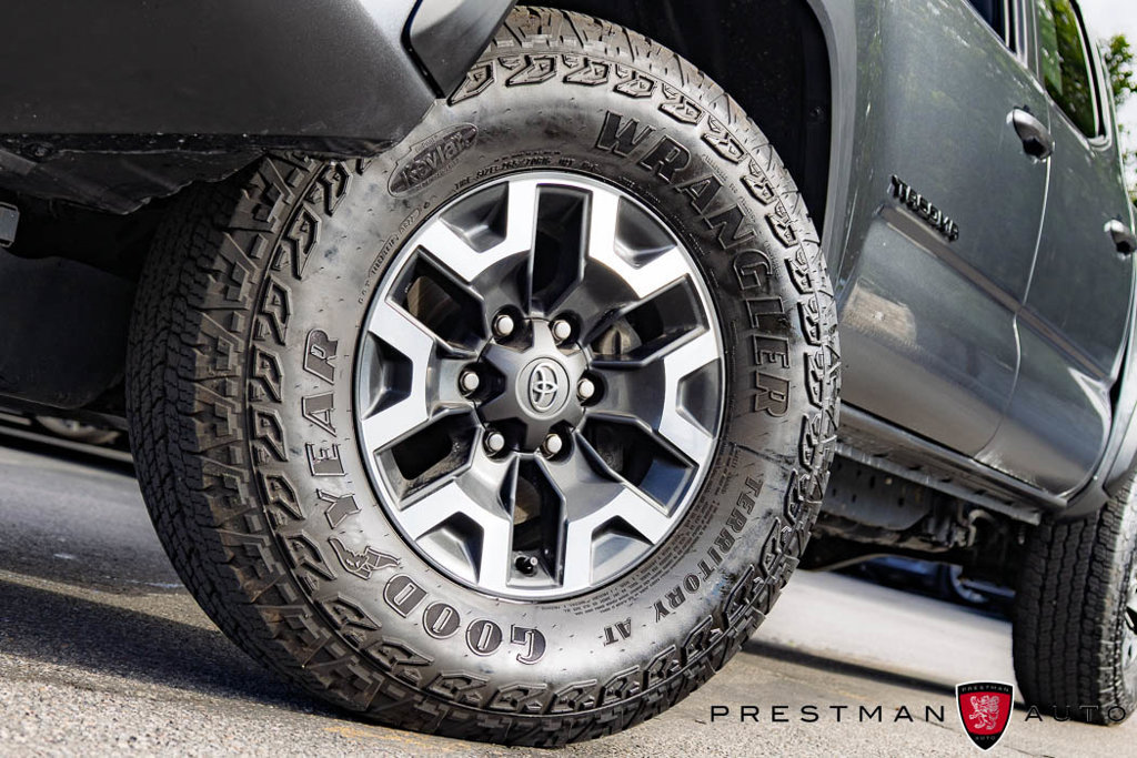 Used 2023 Toyota Tacoma TRD Off-Road AWD/4WD image 13
