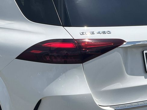Certified 2024 Mercedes-Benz GLE 450 4MATIC image 10