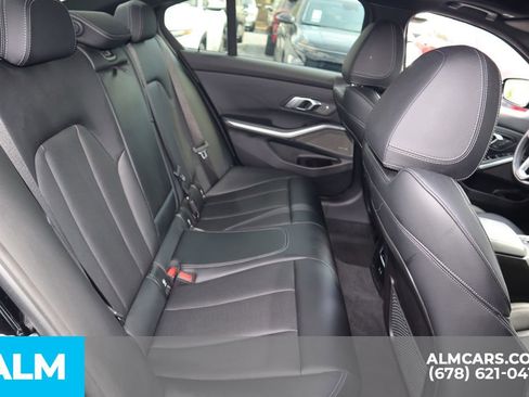 Used 2023 BMW 330i Sedan w/ Premium Package image 22