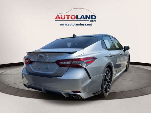 Used 2019 Toyota Camry XSE w/ Navigation Package FWD image 3