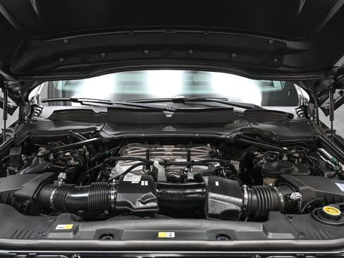Used 2020 Land Rover Range Rover Sport SVR AWD/4WD image 45