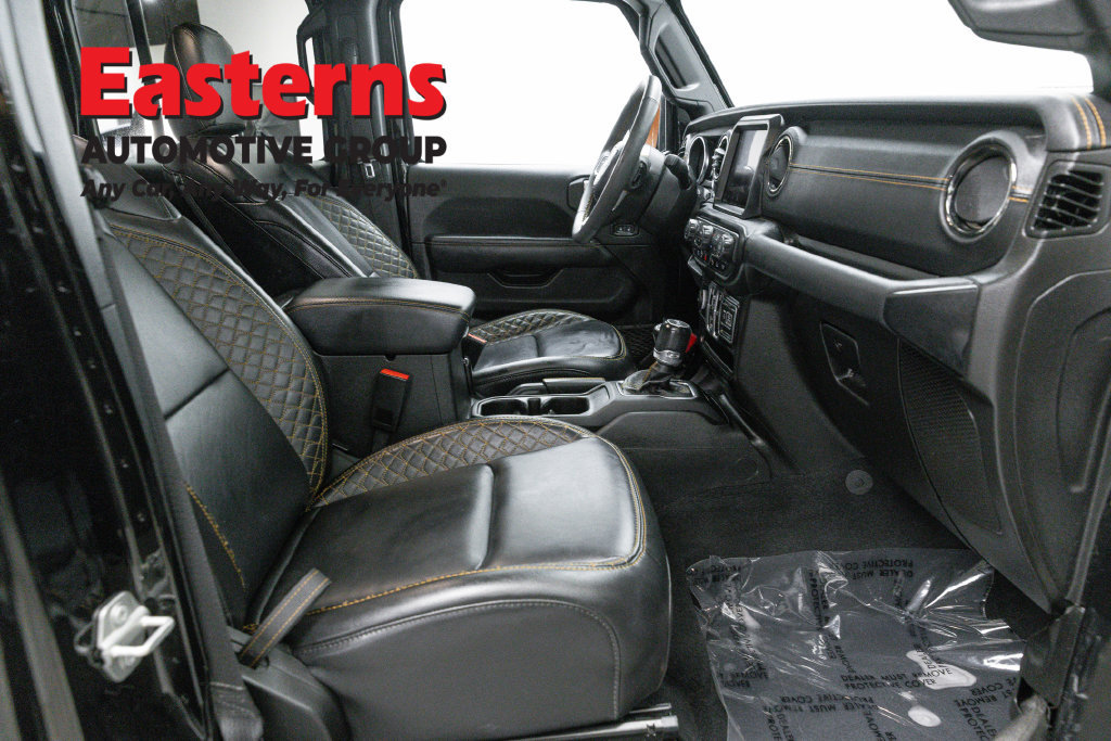 Used 2023 Jeep Wrangler Unlimited Sahara AWD/4WD image 25