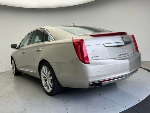 Used 2014 Cadillac XTS Luxury FWD image 4