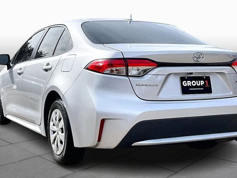 Used 2020 Toyota Corolla L image 12
