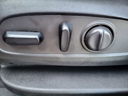 Used 2019 Chevrolet Blazer RS image 16