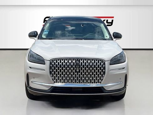 Used 2024 Lincoln Corsair FWD w/ Equipment Group 102A image 2