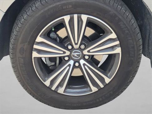 Used 2018 Acura MDX SH-AWD image 16